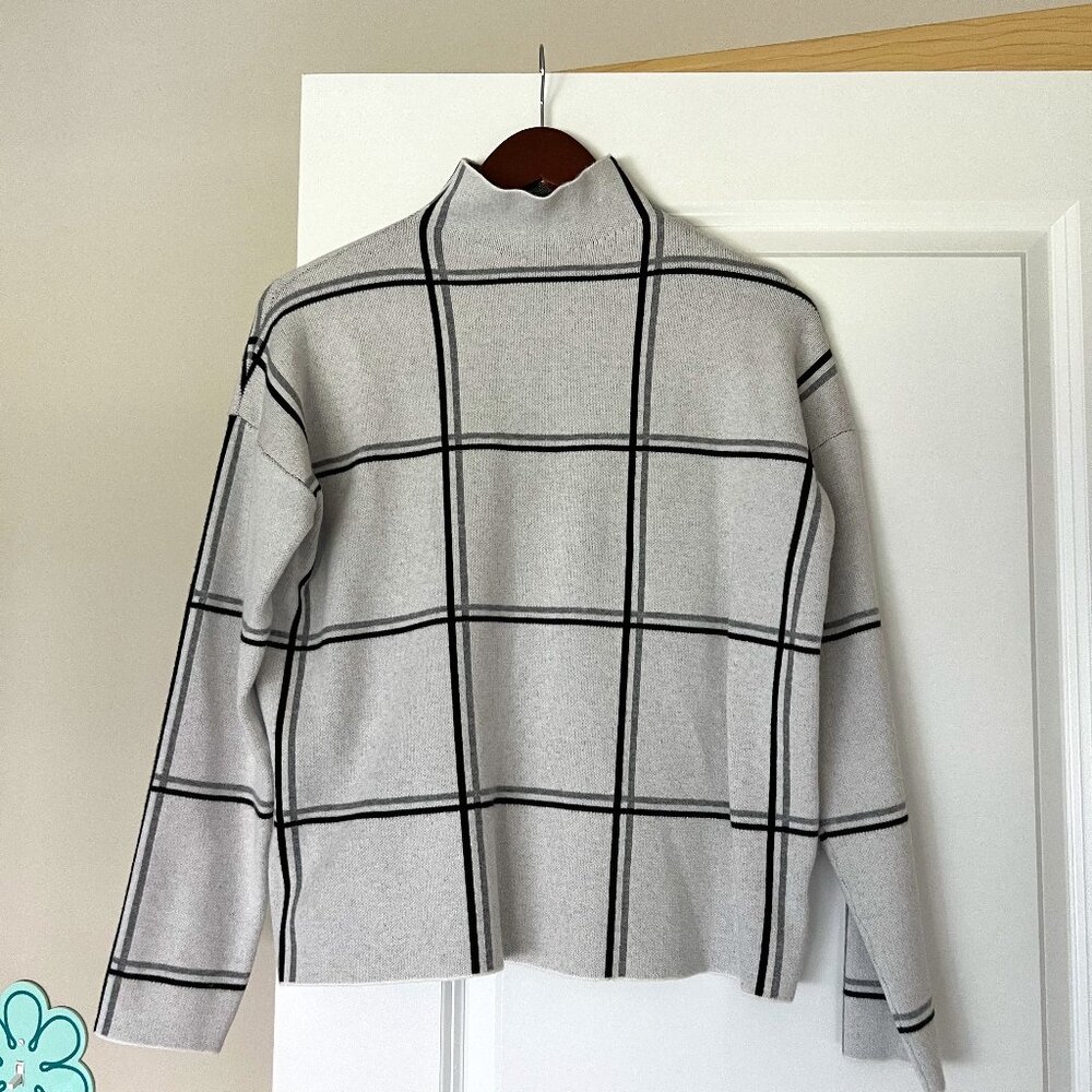 TAHARI Womens Sweater